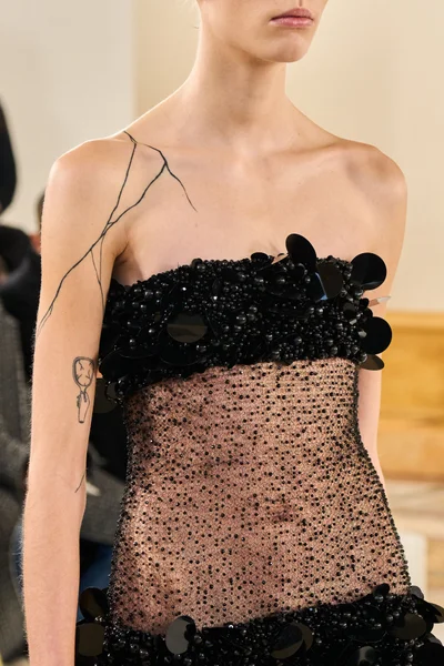 Look 72